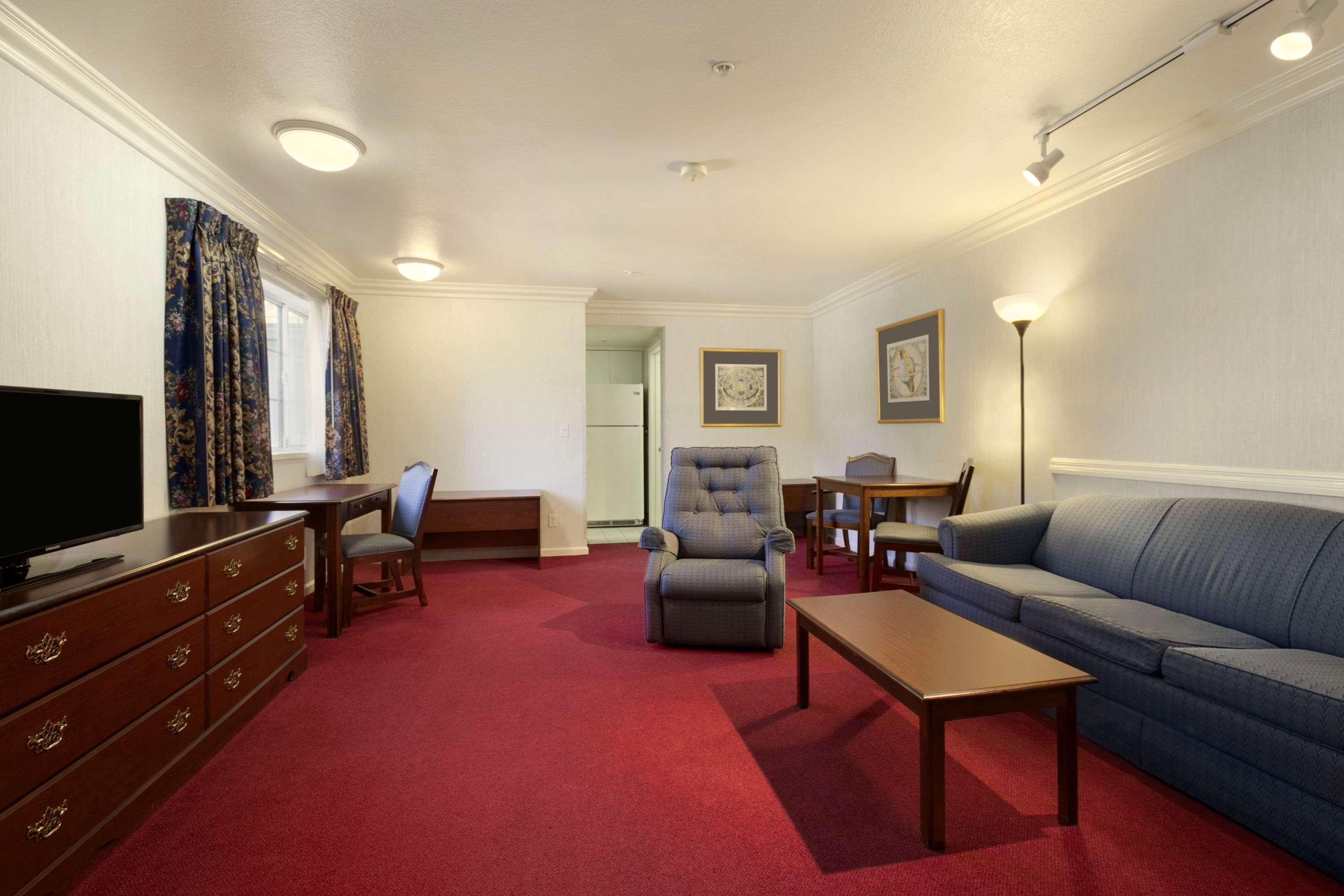 Travelodge By Wyndham Redding Ca Ngoại thất bức ảnh