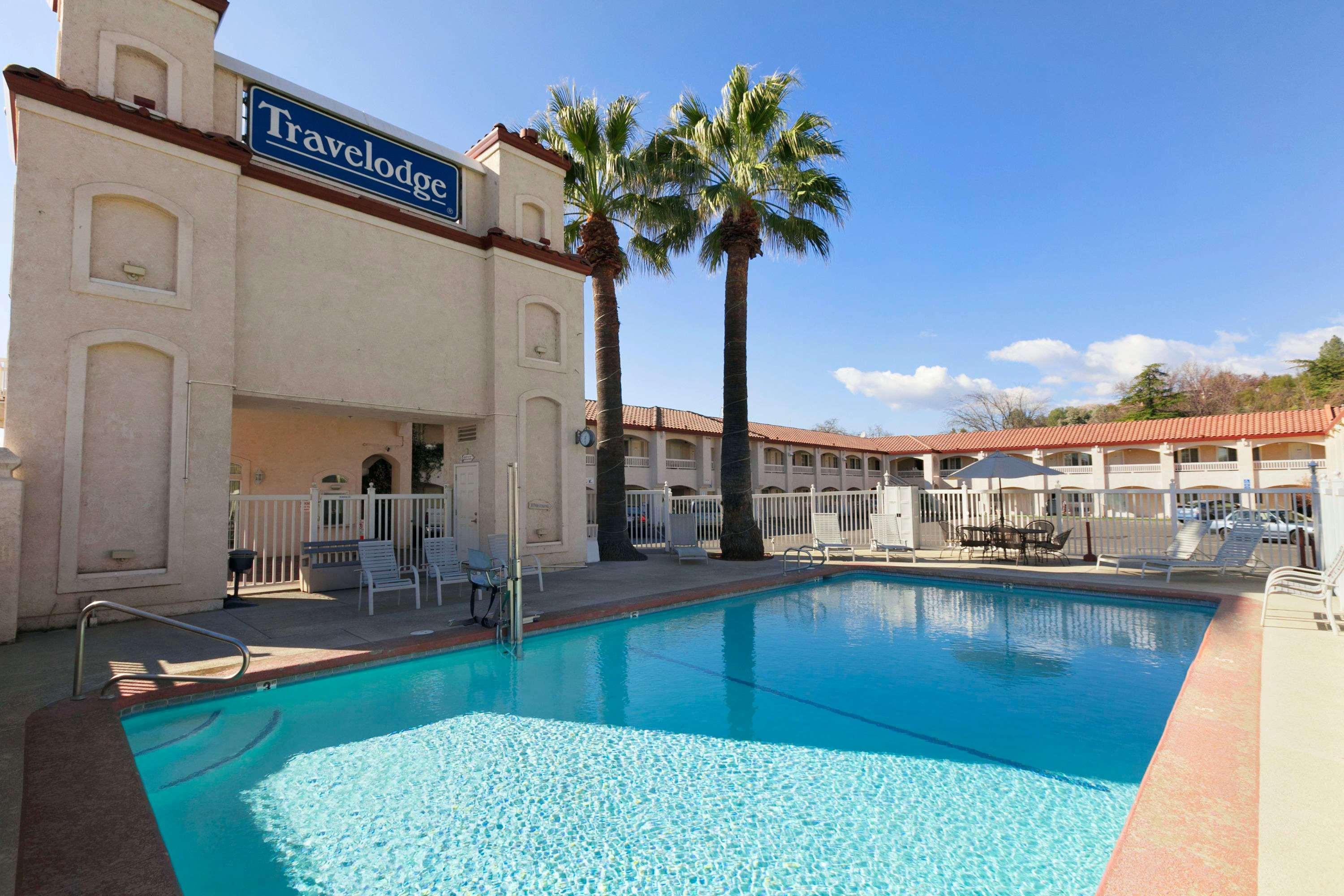 Travelodge By Wyndham Redding Ca Ngoại thất bức ảnh