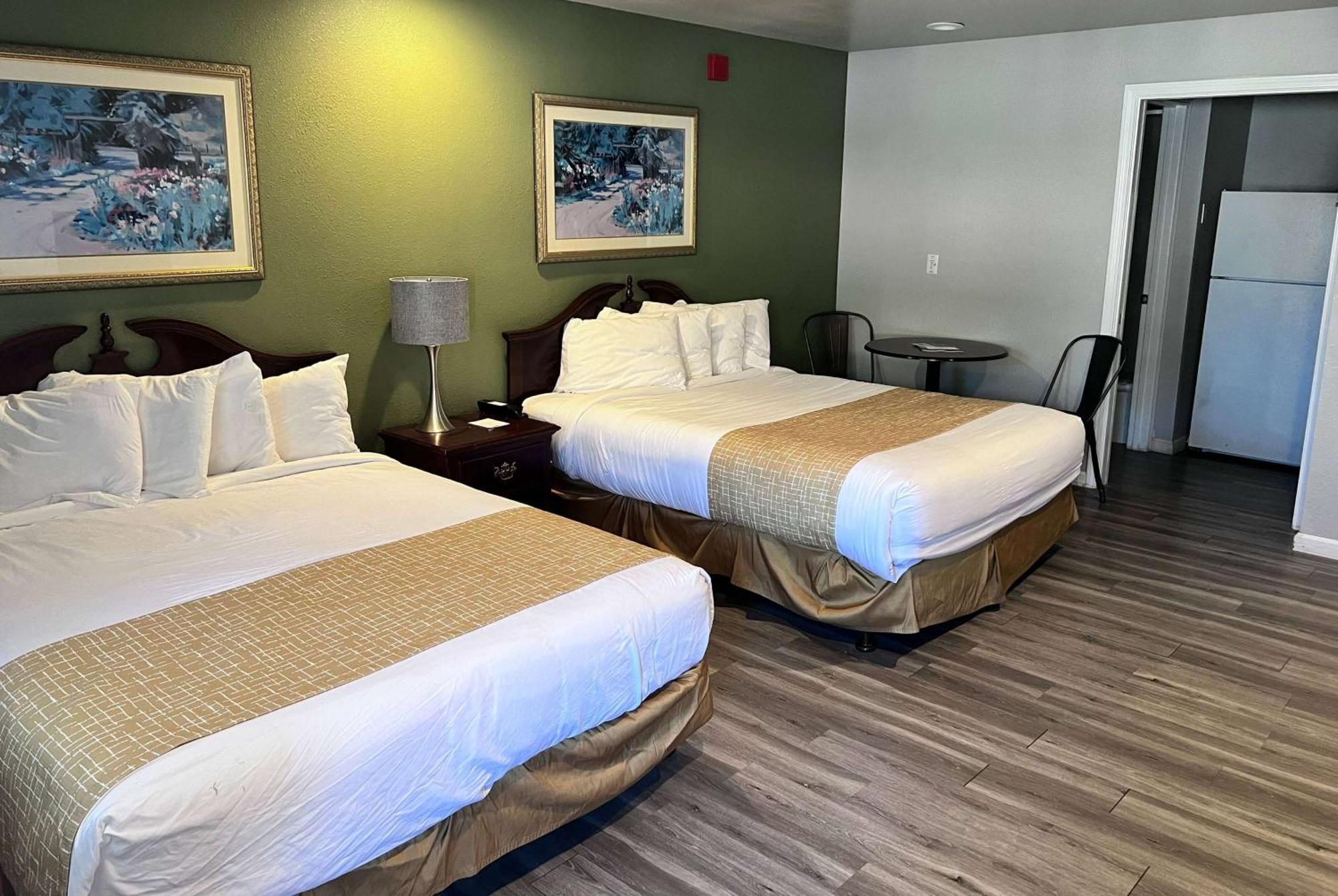 Travelodge By Wyndham Redding Ca Ngoại thất bức ảnh