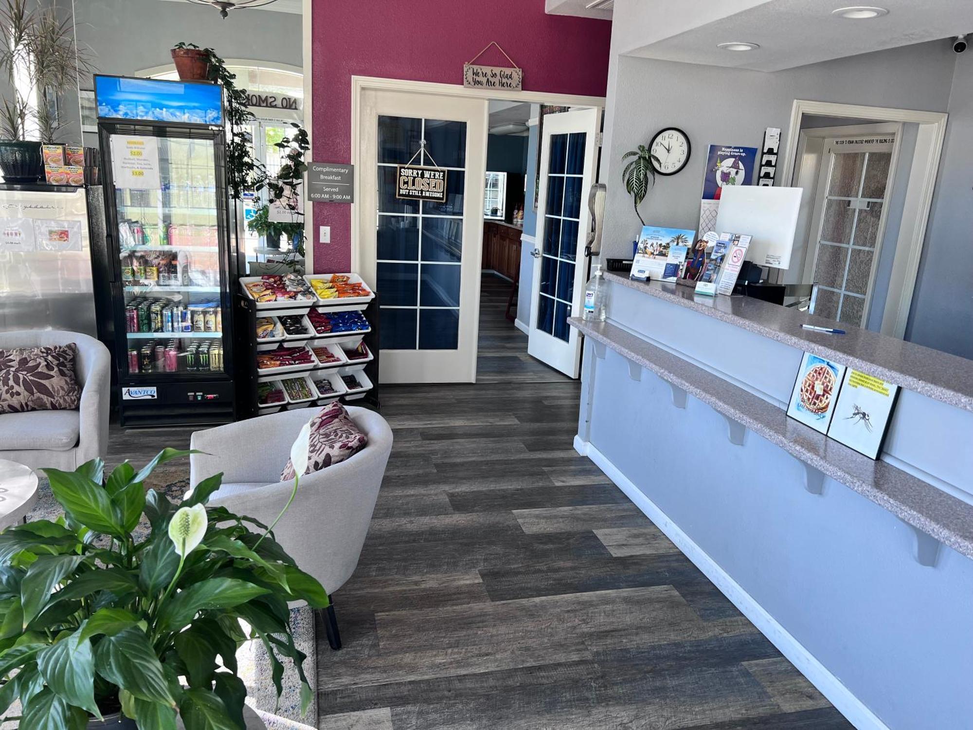 Travelodge By Wyndham Redding Ca Ngoại thất bức ảnh