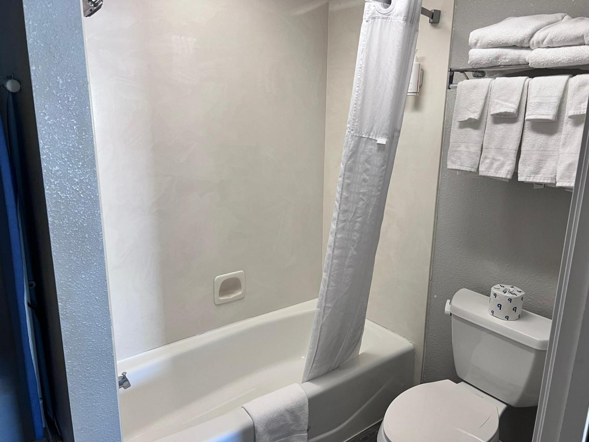 Travelodge By Wyndham Redding Ca Ngoại thất bức ảnh