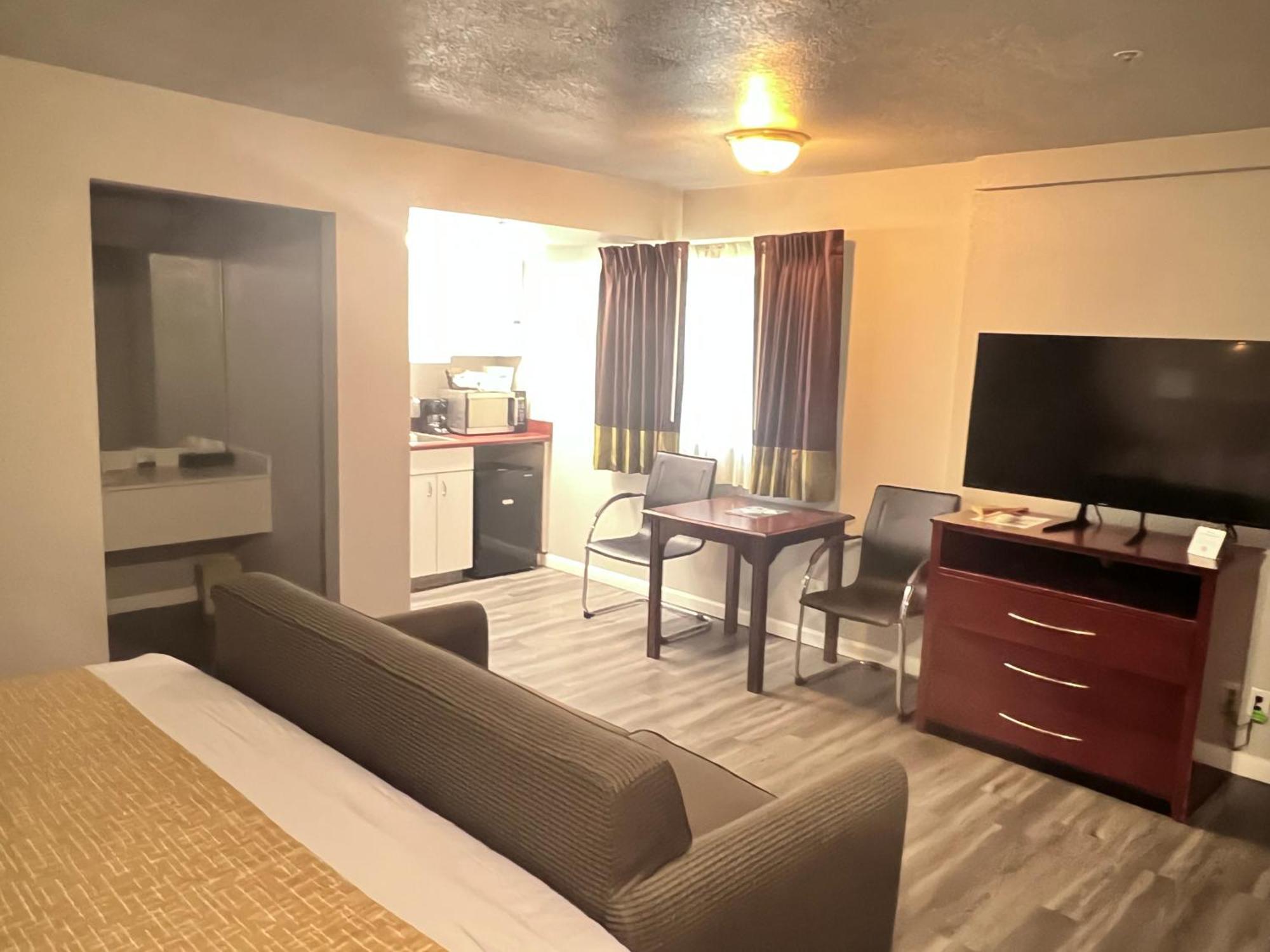 Travelodge By Wyndham Redding Ca Ngoại thất bức ảnh
